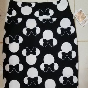 Nwts Lularoe Disney Cassie skirt Sz Small